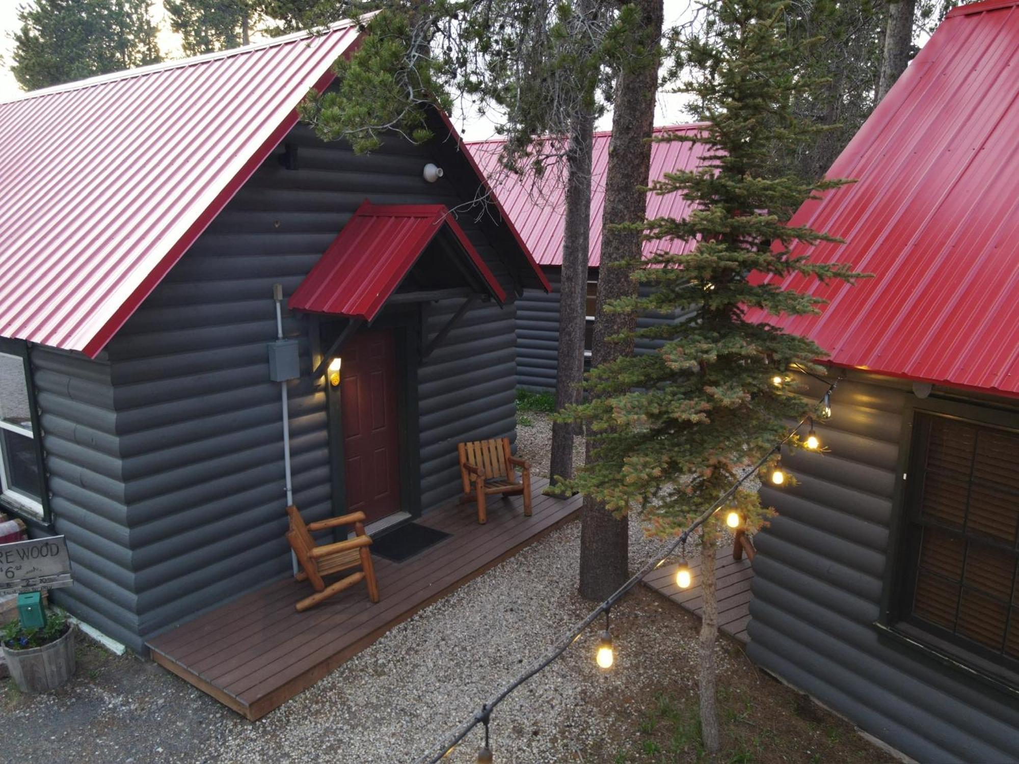 Yellowstone Cabins And Rv غرب يلوستون المظهر الخارجي الصورة
