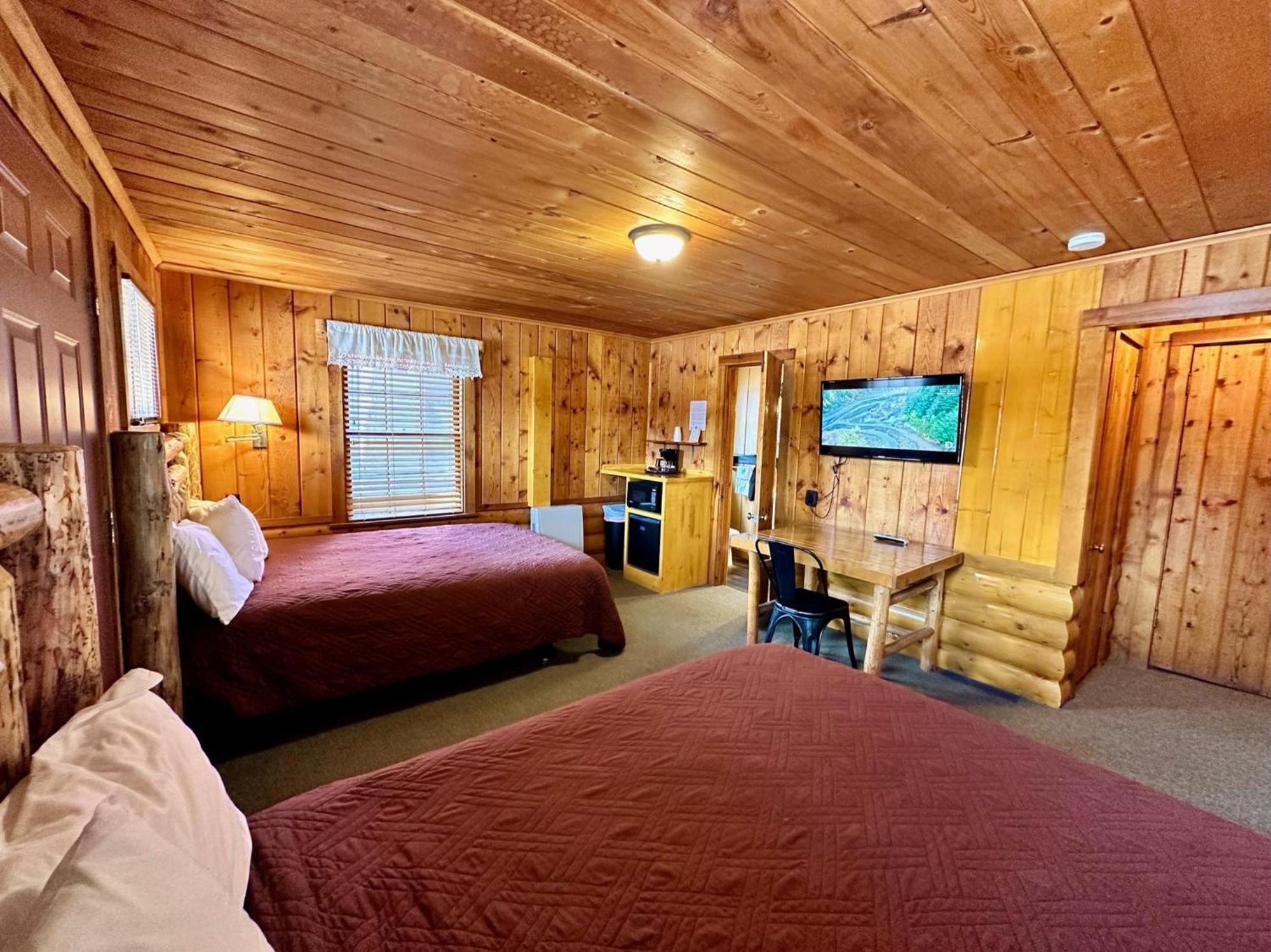 Yellowstone Cabins And Rv غرب يلوستون المظهر الخارجي الصورة